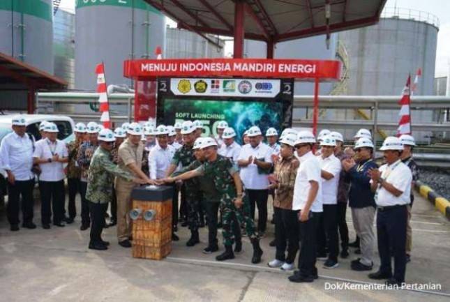 Cetak Sejarah! Mentan Andi Amran Sulaiman Luncurkan Biodiesel B50 di Kalimantan Selatan 