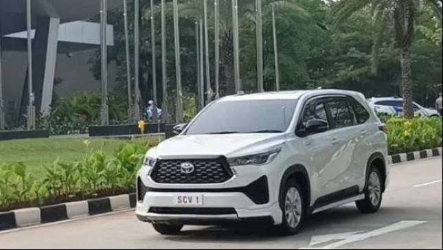 Tolak Mobil Mewah, Paus Pilih Kijang Innova Zenix SCV 1 ke Kedubes Vatikan