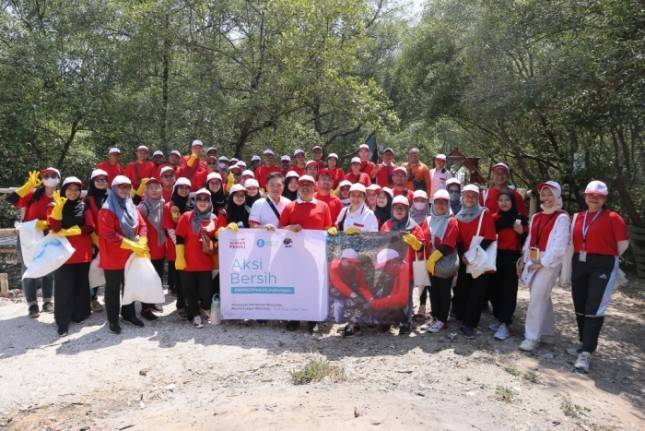 Yayasan WINGS Peduli Gelar Aksi Bersih Sungai Wonorejo Surabaya