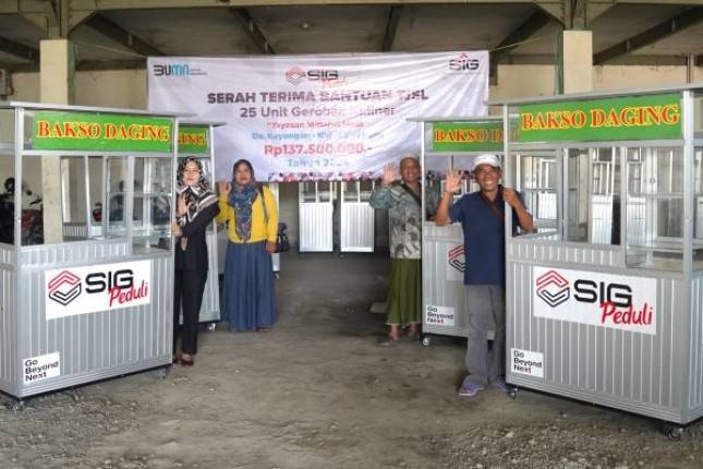  Dorong Peningkatan Ekonomi Pedesaan, SIG Bantu Pengembangan Usaha Mikro dan Infrastruktur Pertanian di Kabupaten Gresik dan Lamongan