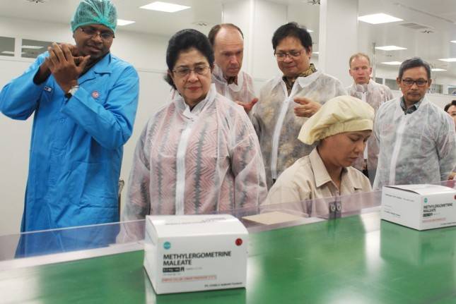 Industri Farmasi Menyiasati Keterbatasan Bahan Baku 