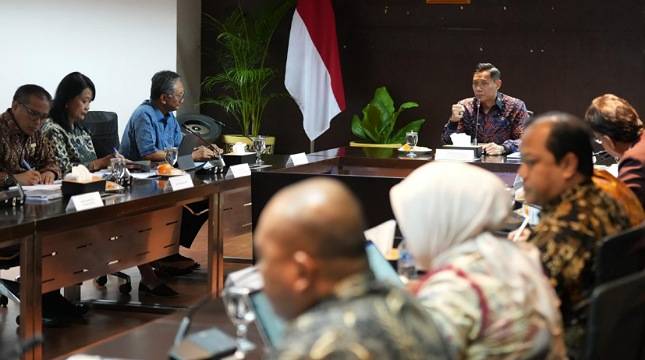 Respons Penurunan Muka Tanah dan Antisipasi Banjir Jakarta, Menko AHY dan Menteri Dody Bahas Tanggul Laut