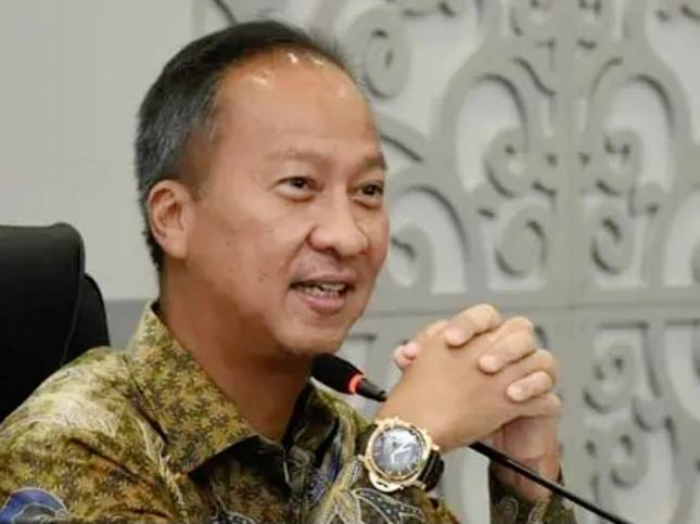 Menperin Agus Kaji  Proposal Investasi Apple Rp1,58 triliun