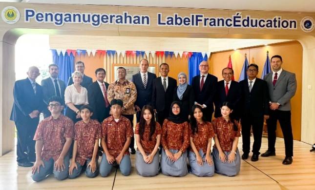 Bangga! SMA Labschool Cibubur, Sekolah Pertama di Indonesia Yang Mendapatkan LabelFranchEducation Dari 716 Sekolah di Dunia