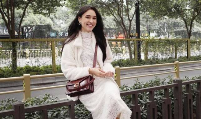 Gaya Yasmin Napper hingga Paula Verhoeven Gunakan Tas Koleksi Coach Terbaru