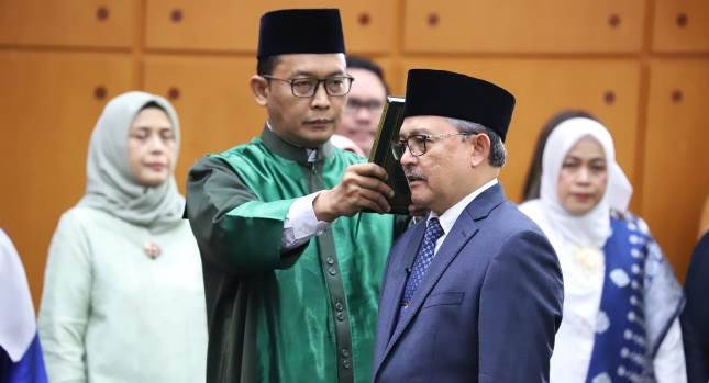 E. Aminudin Aziz Resmi Dilantik sebagai Kepala Perpusnas RI