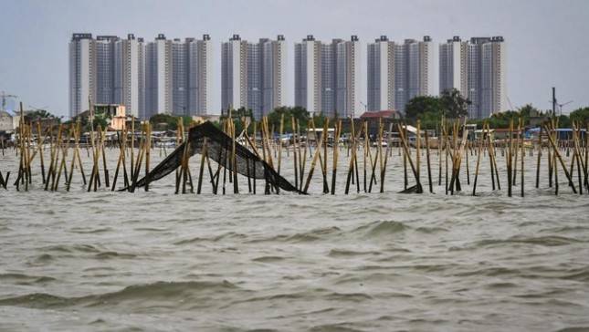  Dampak Pemagaran Laut: Kehidupan 3.888 Nelayan di Pesisir Tangerang Terancam