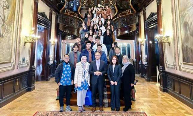 SMA Labschool Cibubur Disambut KBRI Washington DC Sebelum Menuju Kompetisi CMUNCE