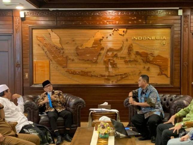  HJ Karpet Bersama Kemendes Inisiasi Desa Pengrajin Karpet Handmade Berorientasi Ekspor
