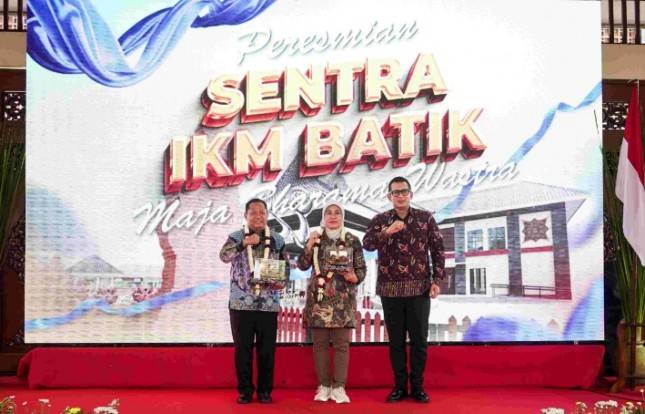 Jumlah Produksi dan Perajin Meningkat, Sentra IKM Batik Mojokerto Kian Bergeliat