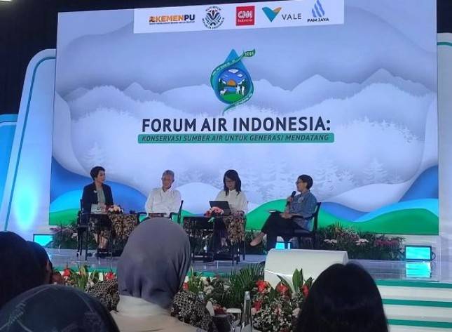 Pencemaran dan Defisit Air di Jawa Jadi Tantangan Besar Penyediaan Air Bersih