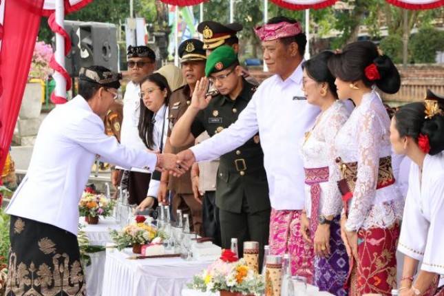 Ketua DPRD Klungkung Ajak Kobarkan Semangat Pengabdian di Hari Puputan Klungkung ke-117