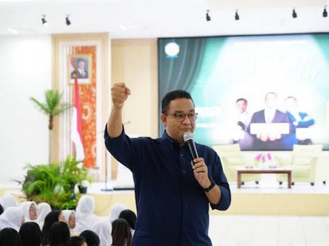 School of Parliament SMA Labschool Jakarta: Regenerasi Semangat Demokrasi Muda-Mudi
