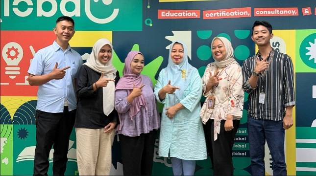 Penyelia Halal: Garda Depan Integritas Produk Halal di Industri Modern