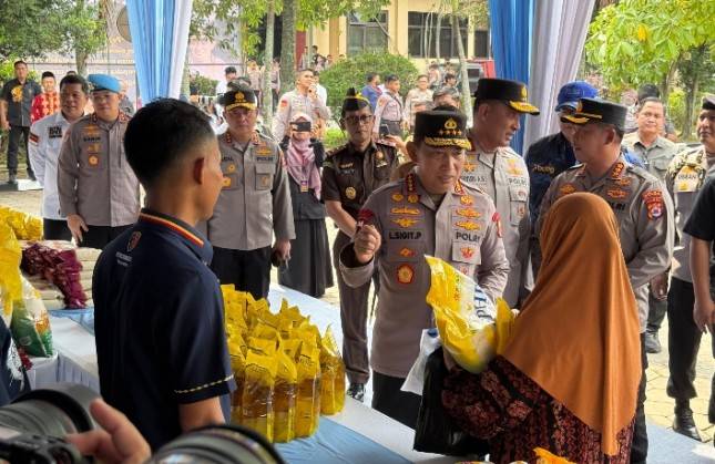 Kapolri Tinjau GPM Polda Banten: Sebanyak 27 Ton Beras SPHP Telah Didistribusikan ke Masyarakat