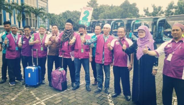 Patuna Lepas Keberangkatan 393 Jamaah Big Umrah Akhir Tahun