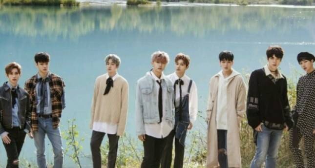 BoyBand Korea IN2IT Akan Tur Konser di Jakarta Februari