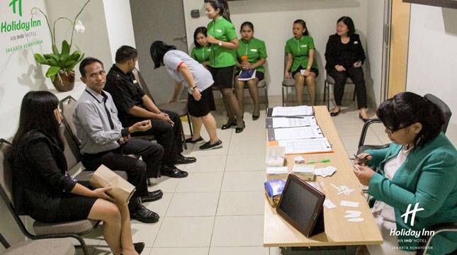 Peduli Kesehatan, Hotel Ini Beri Vaksin Difteri Kepada Para Karyawannya