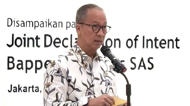 Menuju Wajib Halal 2026, Menperin Agus Gumiwang Perkuat Daya Saing Industri Kemasan Nasional