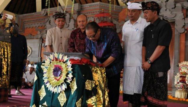 Menteri Puspayoga Inisiasi Koperasi Jadi Pengelola Pasar Rakyat
