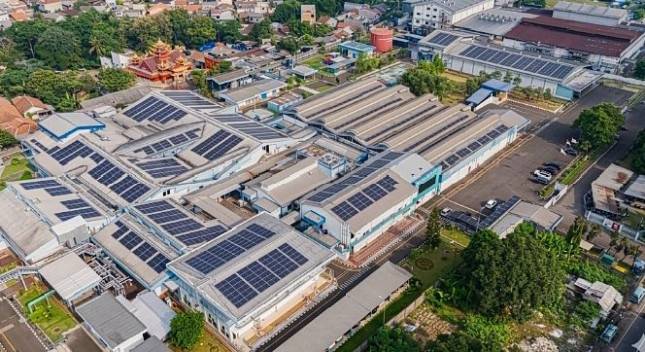 Dari Kepatuhan ke Strategi Bisnis: IHI Operasikan PLTS On Grid Berkapasitas 777,98 kWp