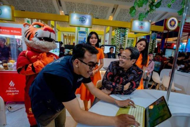 Engagement Store Bank Jakarta-BliBli di Jakarta Fair: Dari Beli Gadget hingga Ajukan Kredit di Booth