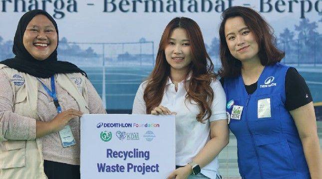 J&T Cargo Dukung Pengelolaan 8,2 Ton Waste