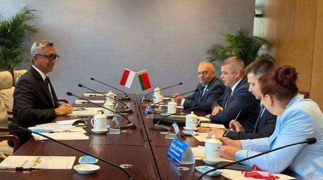 Industri RI&ndash;Belarus Makin Mesra! Pabrik Kendaraan Tambang hingga Investasi Raksasa Siap Masuk Indonesia