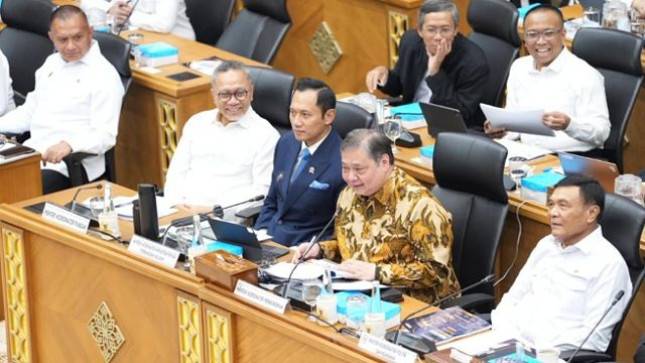 DPR Setujui Anggaran Kemenko Perekonomian Rp664 Miliar pada 2027, Menko Airlangga Siap Kawal Transformasi Ekonomi