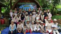 PT Karabha Digdaya Ajak Anak Yatim Belajar dan Bermain di Perkebunan Tapos