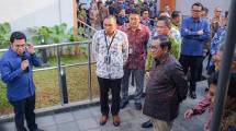 Peresmian Halte Swadarma ParagonCorp di Jakarta Selatan oleh Gubernur DKI Jakarta, Pramono Anung