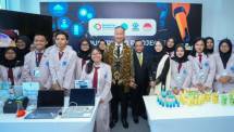 Menperin Agus Gumiwang Kartasasmita saat memberikan Studium Generale di SMK-SMAK Bogor, Kamis (16/7).