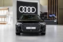 Audi Indonesia Tebar Pesona di GIIAS 2026: Luncurkan The New Audi A8L dan Q5 Sportback &lsquo;Midnight Edition&rsquo;