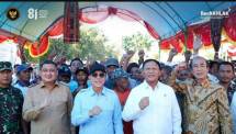(Ig kemenkopangan/AI) Kunjungan Menko Bidang Pangan, Zulkifli Hasan ke KNMP (Kampung Nelayan Merah Putih) Untia yang berlokasi di Kelurahan Untia, Kecamatan Biringkanaya, Kota Makassar, Provinsi Sulawesi Selatan.