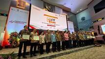 Mandiri Investasi Luncurkan ETF Emas Syariah XMES, Target AUM Rp1 Triliun