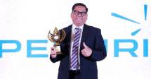 Direktur Keuangan dan SDM PERURI, Fajar Rizki menerima penghargaan kategori Business Proponent of Property Industry dengan predikat &ldquo;The State-Owned Enterprise With the Most Rapid Digital Transformation Breakthrough&rdquo;.