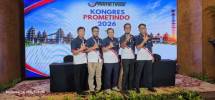 (Ki-ka): Hendrik (sekretaris Kongres), Rahmadani (wakil ketua kongres), M Hanafi (Ketua Umum Prometindo Terpilih), Bono Karnawijaya (Ketua Kongres), Helmington Sitanggang (sekjen Prometindo terpilih)