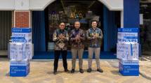 Peresmian Philips Lighting Store Gading Serpong.