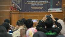 Puspayoga dalam pembukaan Rapat Anggota Tahunan ke-36 Koperasi Kopma UGM, Selasa (30/1) di Auditorium FMIPA UGM, Yogyakarta.