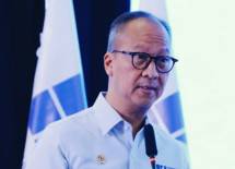 Menperin Agus Gumiwang Kartasasmita