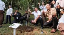 Menteri LH Apresiasi Dusun Bambu hingga EIGER Nature