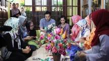 Yayasan Rumah Amalia Menyulap Sampah Kertas Jadi Produk Bernilai (Dok: Industry.co.id)