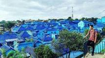 Kampung Biru Arema di kawasan Embong Brantas, Malang (Foto: @malang_mbois/Instagram)