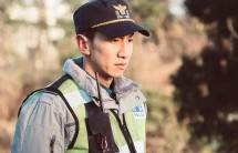 Aktor Lee Kwang Soo dalam drama terbarunya berjudul Live. (Source: Soompi)