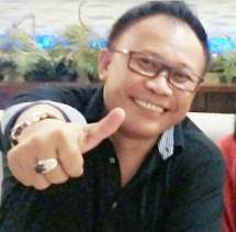 Auri Jaya calon Ketua Umum SMSI (Foto Dok Industry.co.id) 