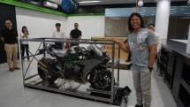 Amin Andrianto dengan motor Kawasaki Ninja H2 Carbon