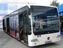 Mercedes-Benz, ajang Gaikindo Indonesia International Commercial Vehicles Expo (GIICOMVEC) yang pertama, di Jakarta Convention Center, menekankan komitmennya dalam keselamatan, yang bisa dilihat dalam produk-produknya yang akan datang, yaitu chassis 