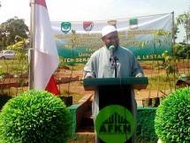 Ustad Fadlan Garamathan Pemimpin Pondok Pesantren Nuu War (Foto Anto)