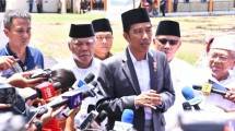 Presiden Jokowi bersama Menteri PUPR Basuki Hadimuljono