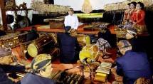 Para Nayaga, Sinden dan Dalang Wayang Kulit pada acara "Hari Wayang Dunia"